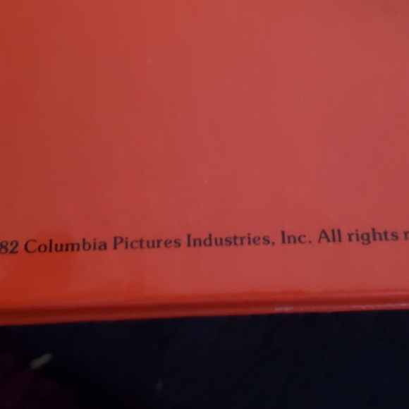 collectible Annie 1982 book - Picture 2 of 3